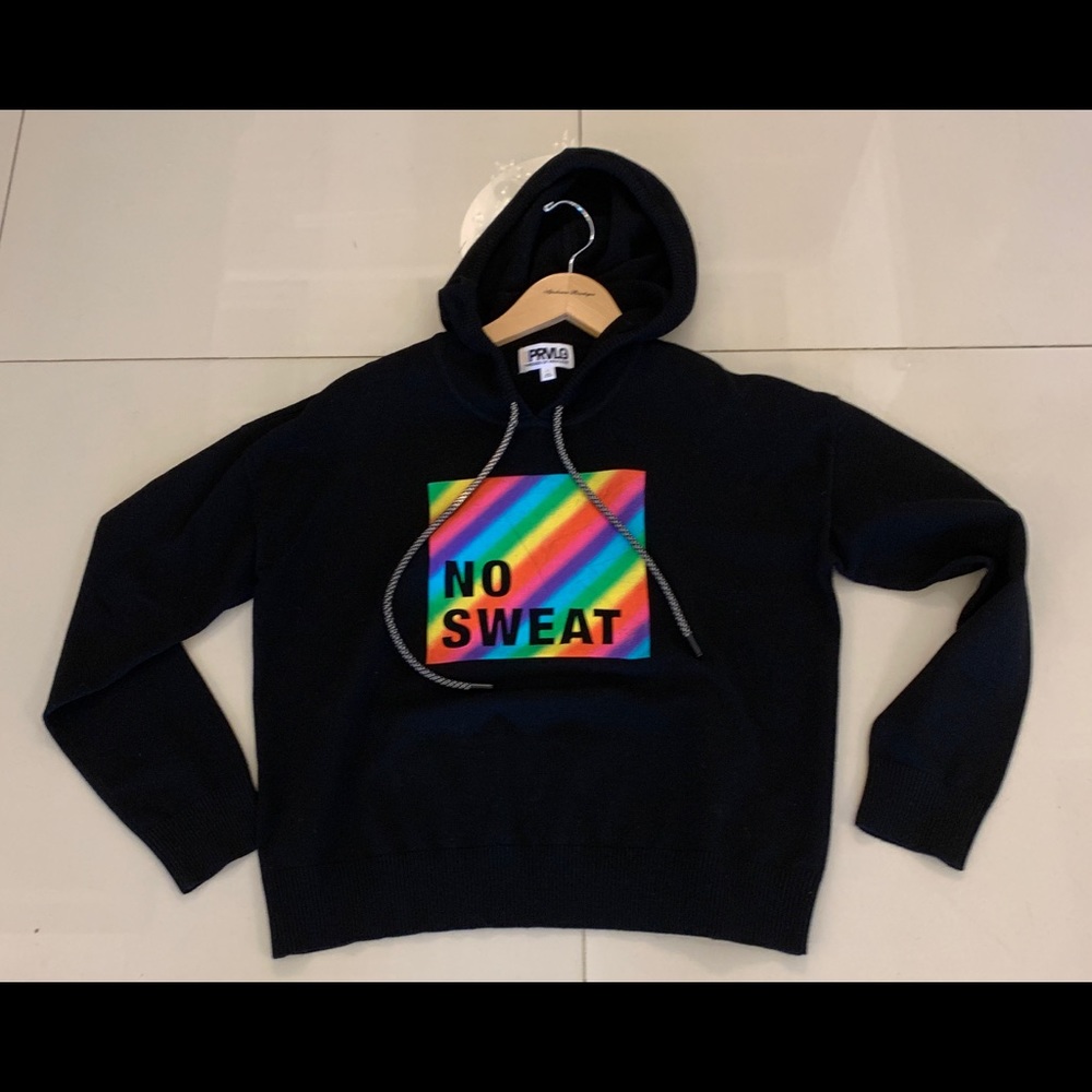 Super chic activewear hoodie size large